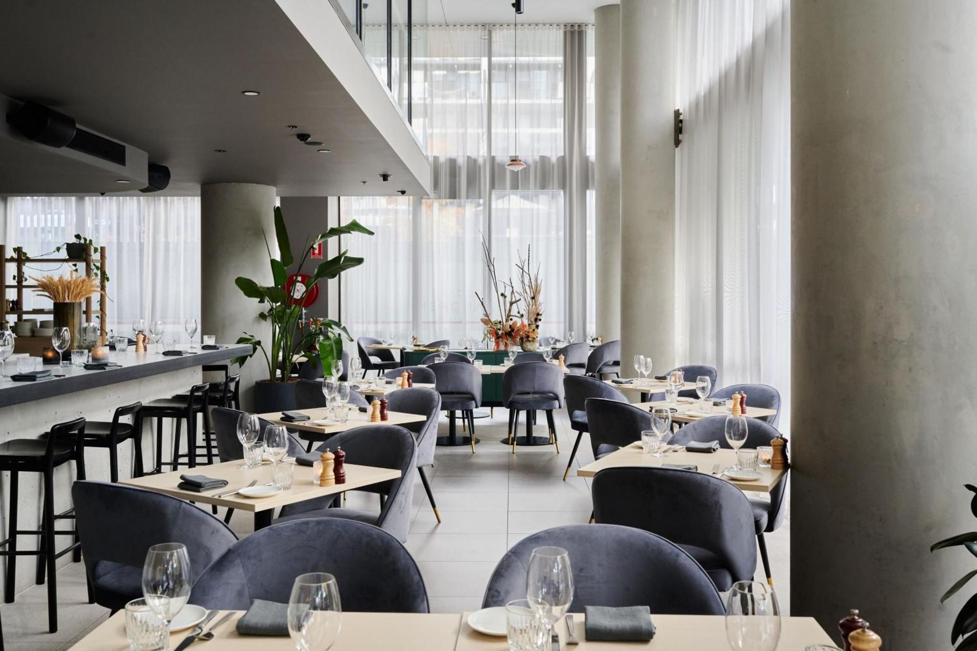 傲途格精选午夜酒店 堪培拉 外观 照片 Restaurant interior